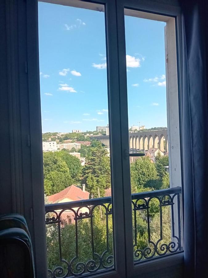 Appartement Lumineux A Arcueil-Cachan Bagian luar foto
