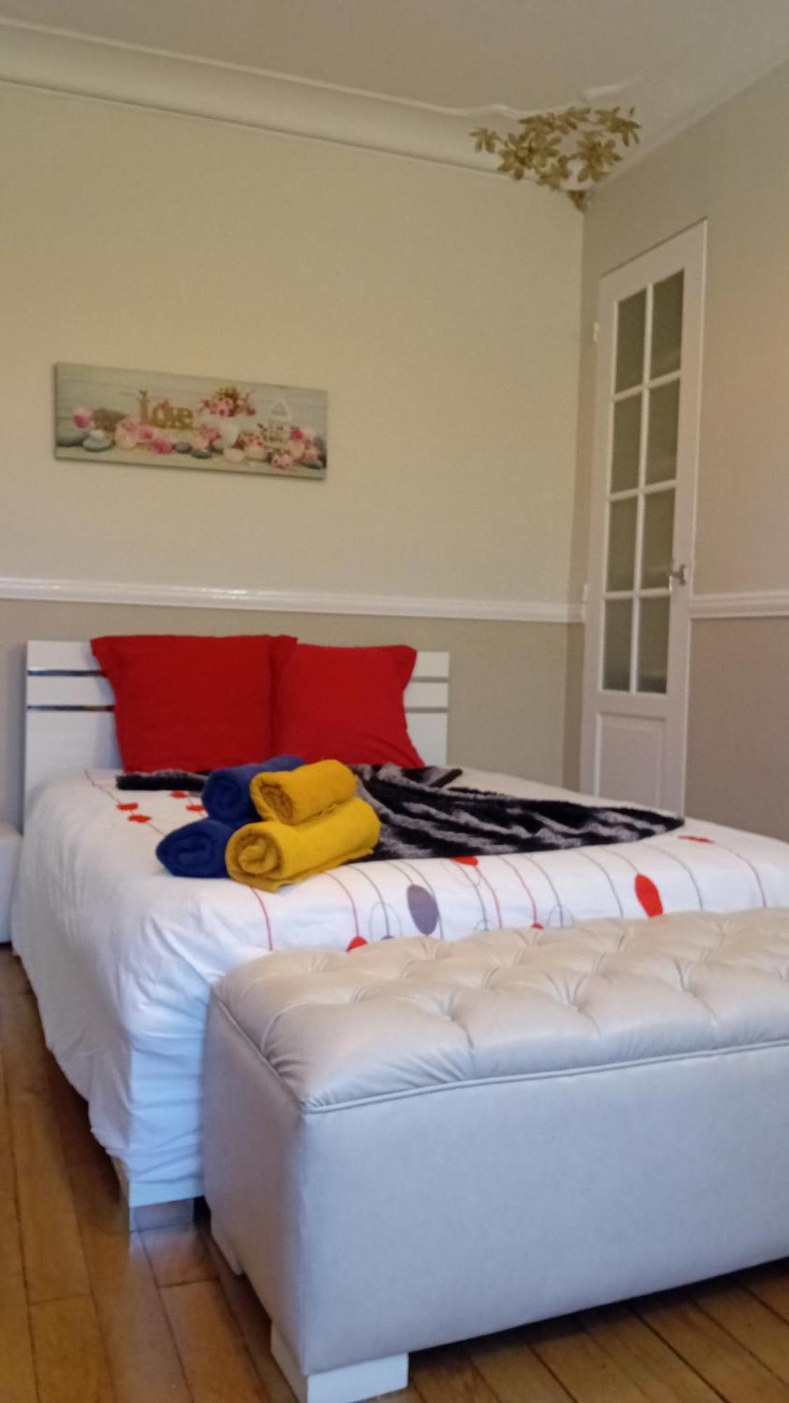 Appartement Lumineux A Arcueil-Cachan Bagian luar foto